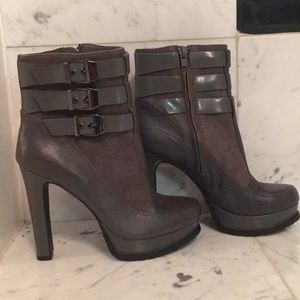 Gianni Bini leather heel boots